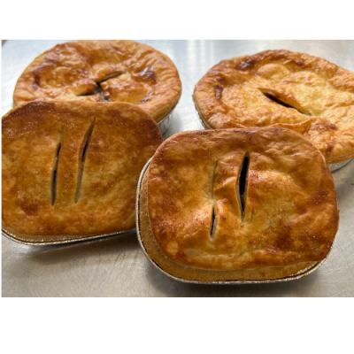 Freshly Baked Steak & Onion Pie (Small)